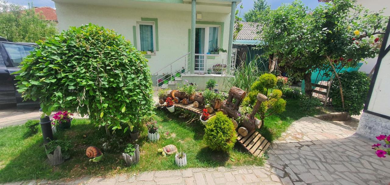 Antonio Apartments Ohrid Buitenkant foto